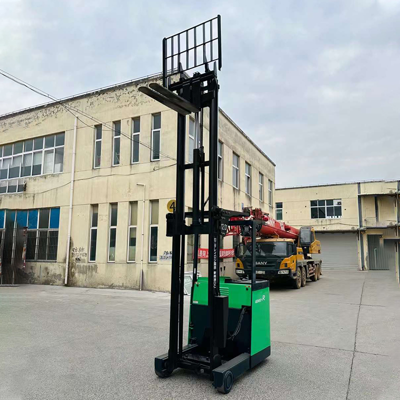Used Lifting Tools 1.3 Ton Diesel Forklift with Frame Hot Item
