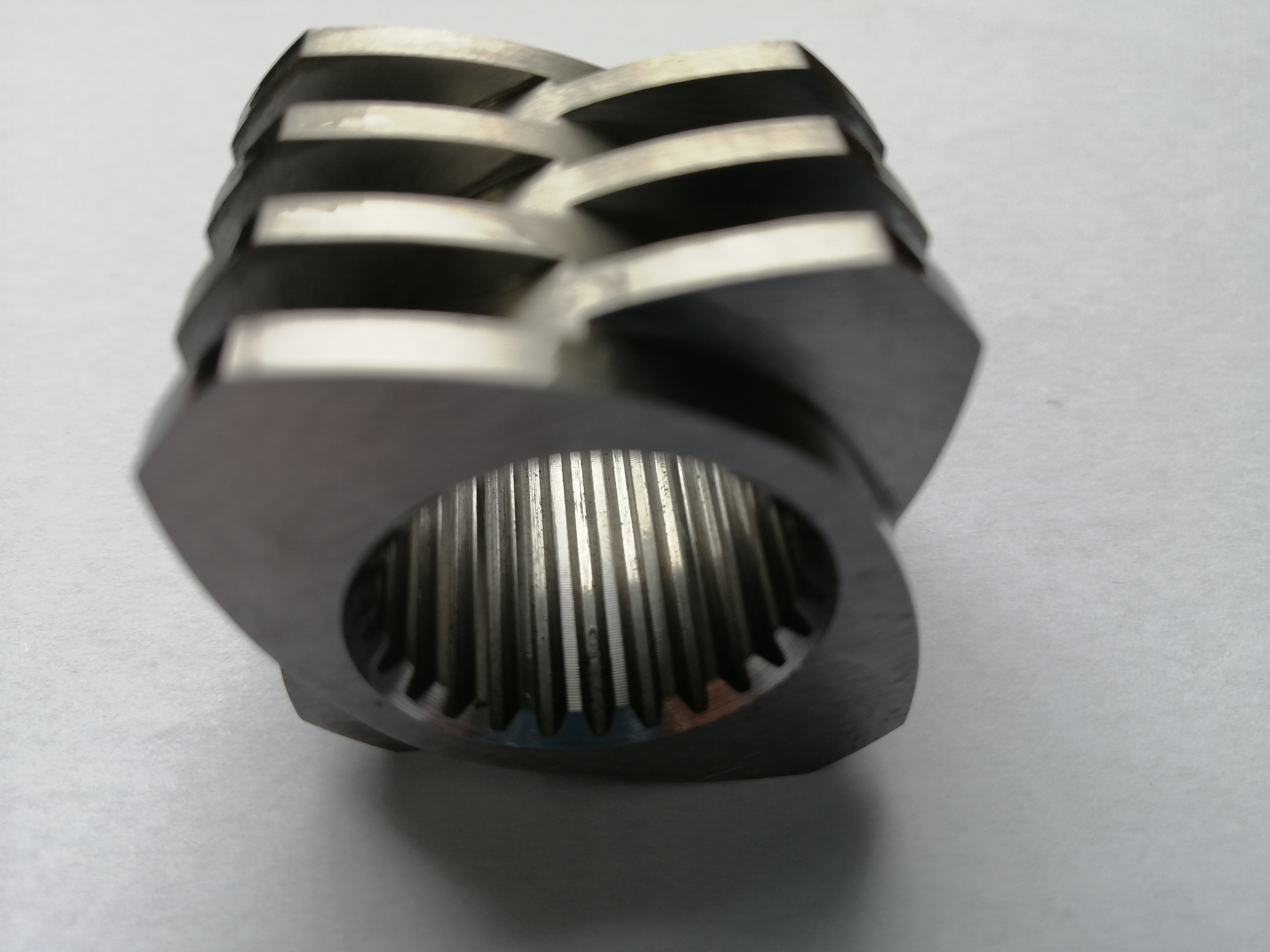 ZE77 Involute Inner Spline Neutral Extruder Screw Element Kneading Blocks