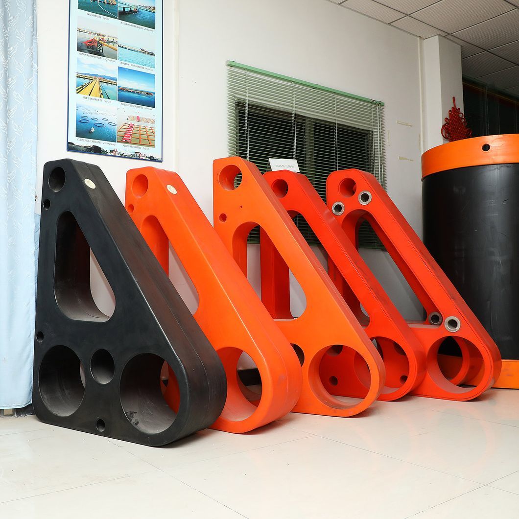 Strong HDPE Floating Square Fish Cage for Tilapia Farming in Lake Freshwater