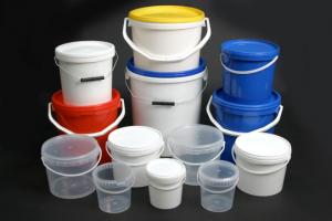 China Heat Resistant Plastic Painting Box Sturdy UV Resistant Storage Container For Art on sale