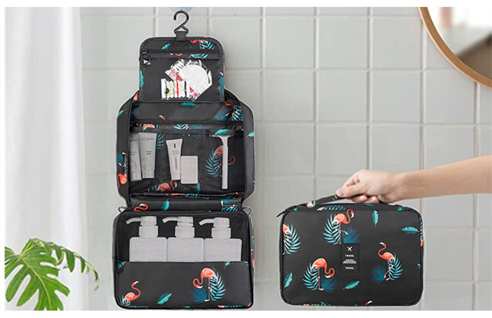 Flamingo Print Polyester Hanging Toiletry Travel Bag