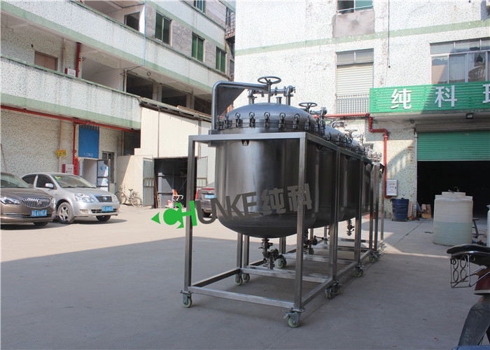 Customized Capacity 50L-10000L Water Pressure Tank / SUS304 Round Shape Water Storage Tank With Wheel