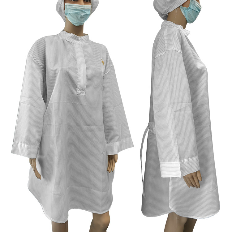 Washable Fluid Repellent V Neck Round Sleeve Cleanroom ESD Frocks With 5mm Stripe