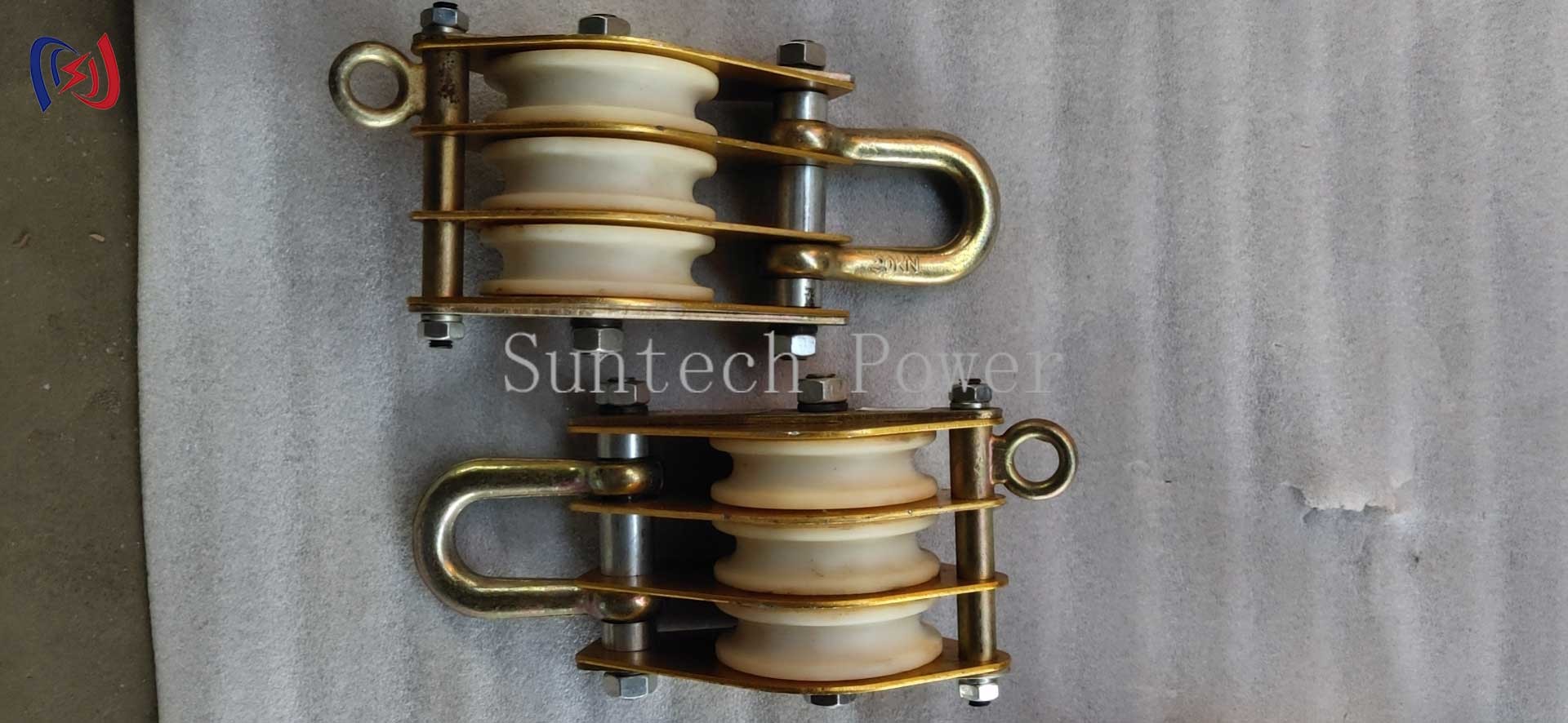 Open Type Hoisting Tackle With Light Weight And MC Nylon Wheel For Tower And Line Construction