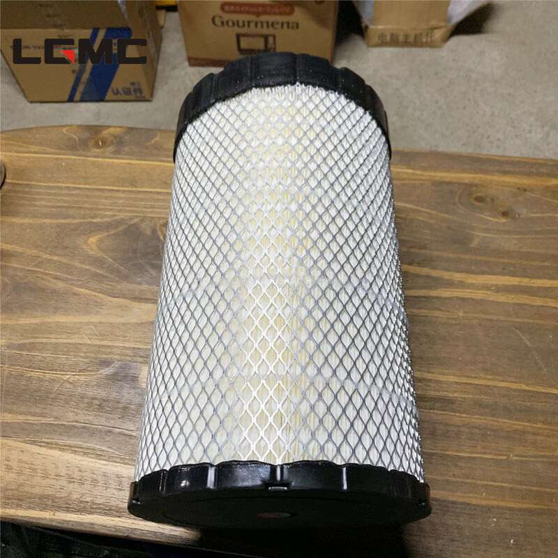 Professional Road Roller Parts 40C4077 612H High Performance Air Filter