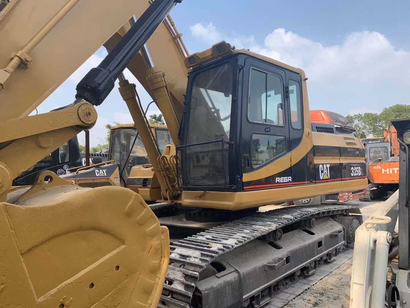 Used CAT 325BL /325B Hydraulic Crawler Excavator Hot sale/used cAT 325BL excavator with cheap price