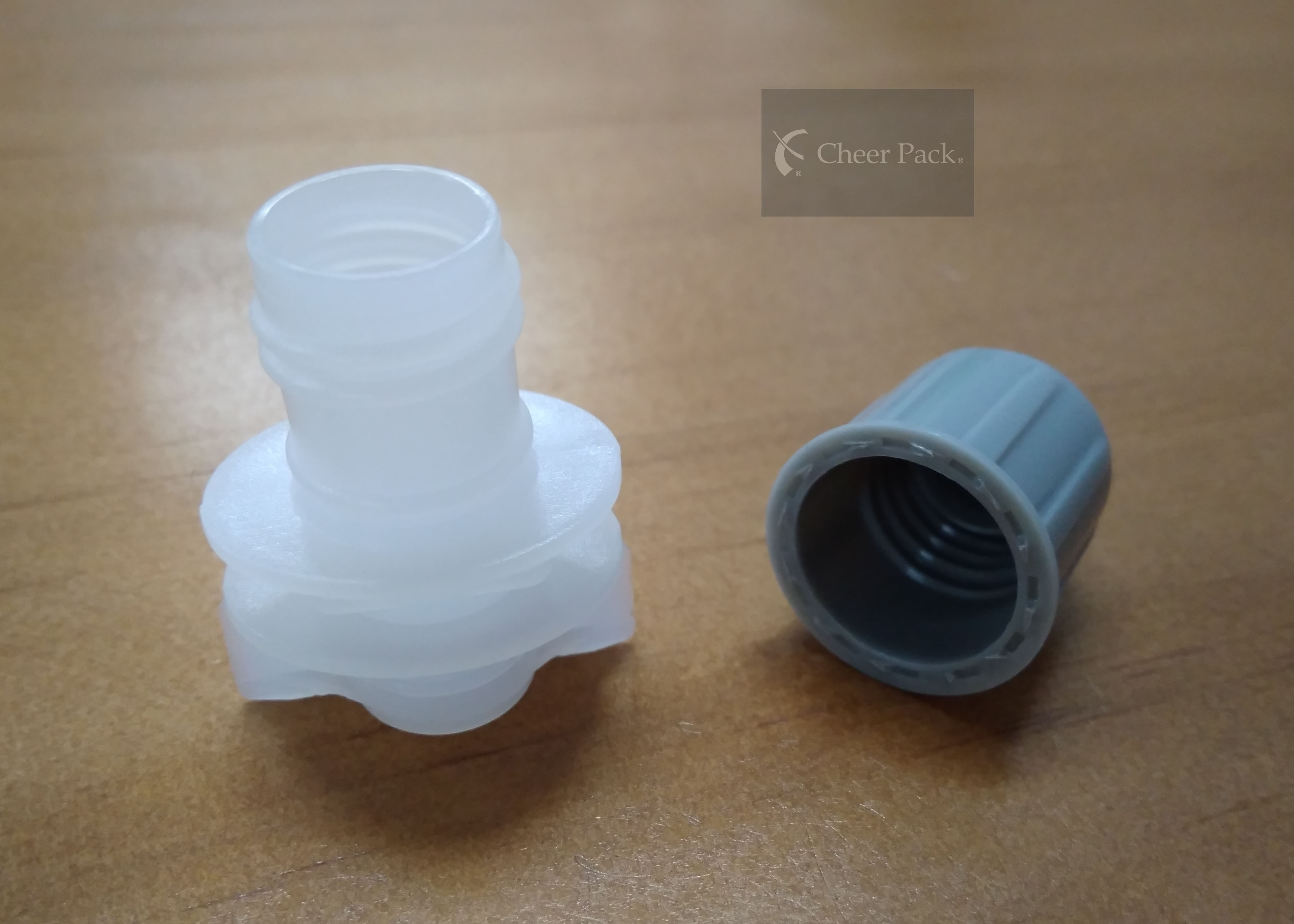 Bullet Shape Plastic Spout Caps Inner Diameter 12mm For Food Packaging