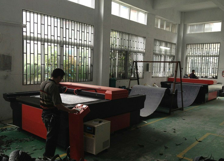 Large Format Double Y-Axis Co2 Fabric Laser Cutting Machine For Home Textile