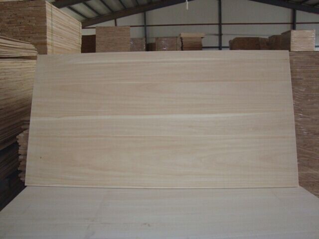 Edge Glued Solid Paulownia Wood Board With Eco Friendly Glue Customized