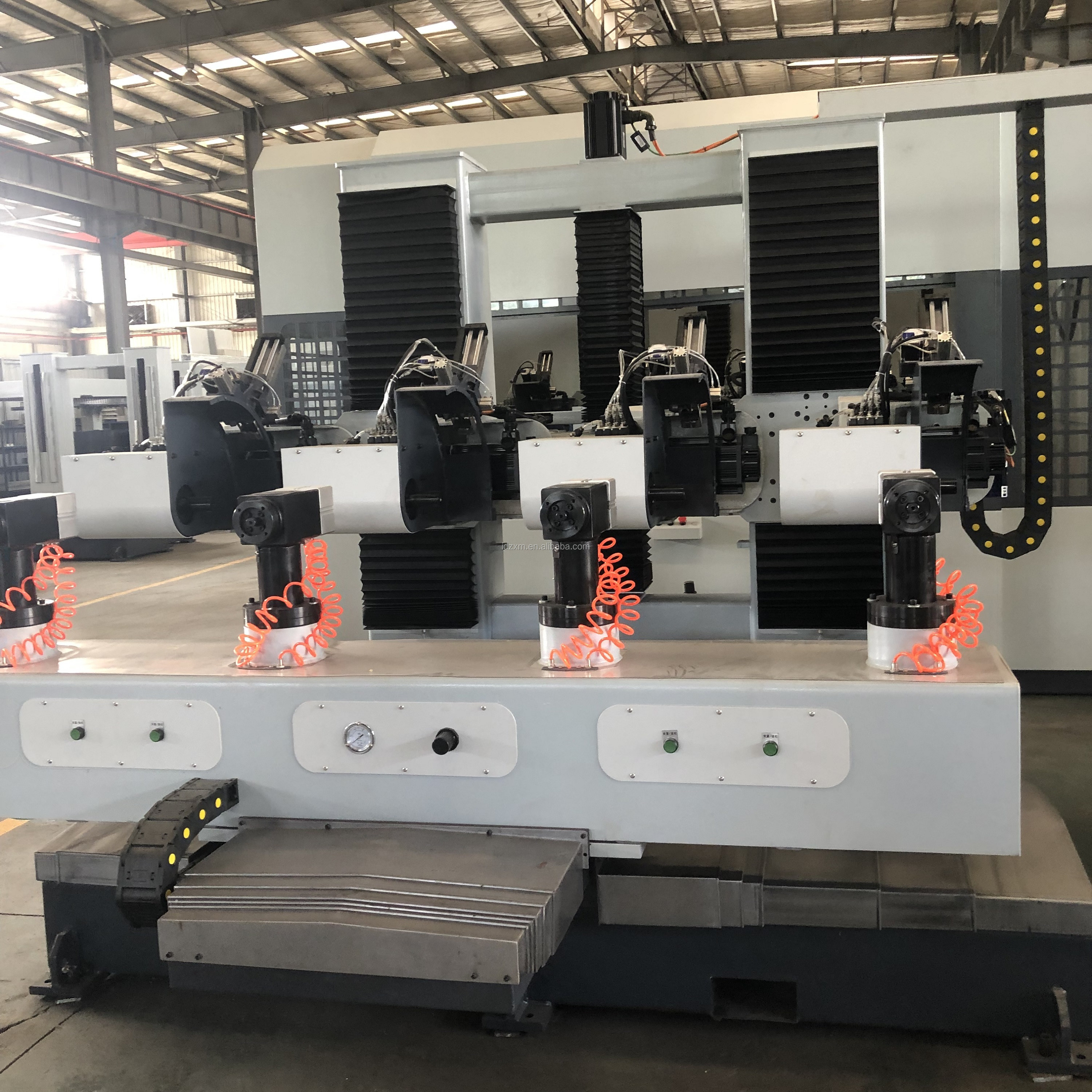 Four Stations CNC Automatic Grinding Machine For Brass Water Tap