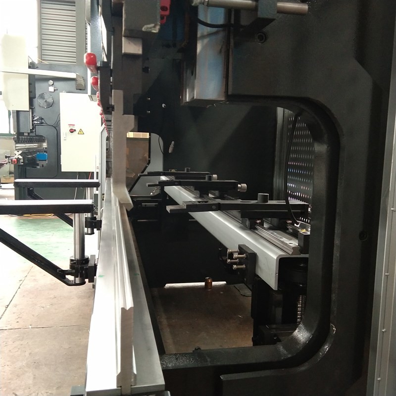 Bending Machine CNC Servo Press Brake Delem DA53T 4 Axis System