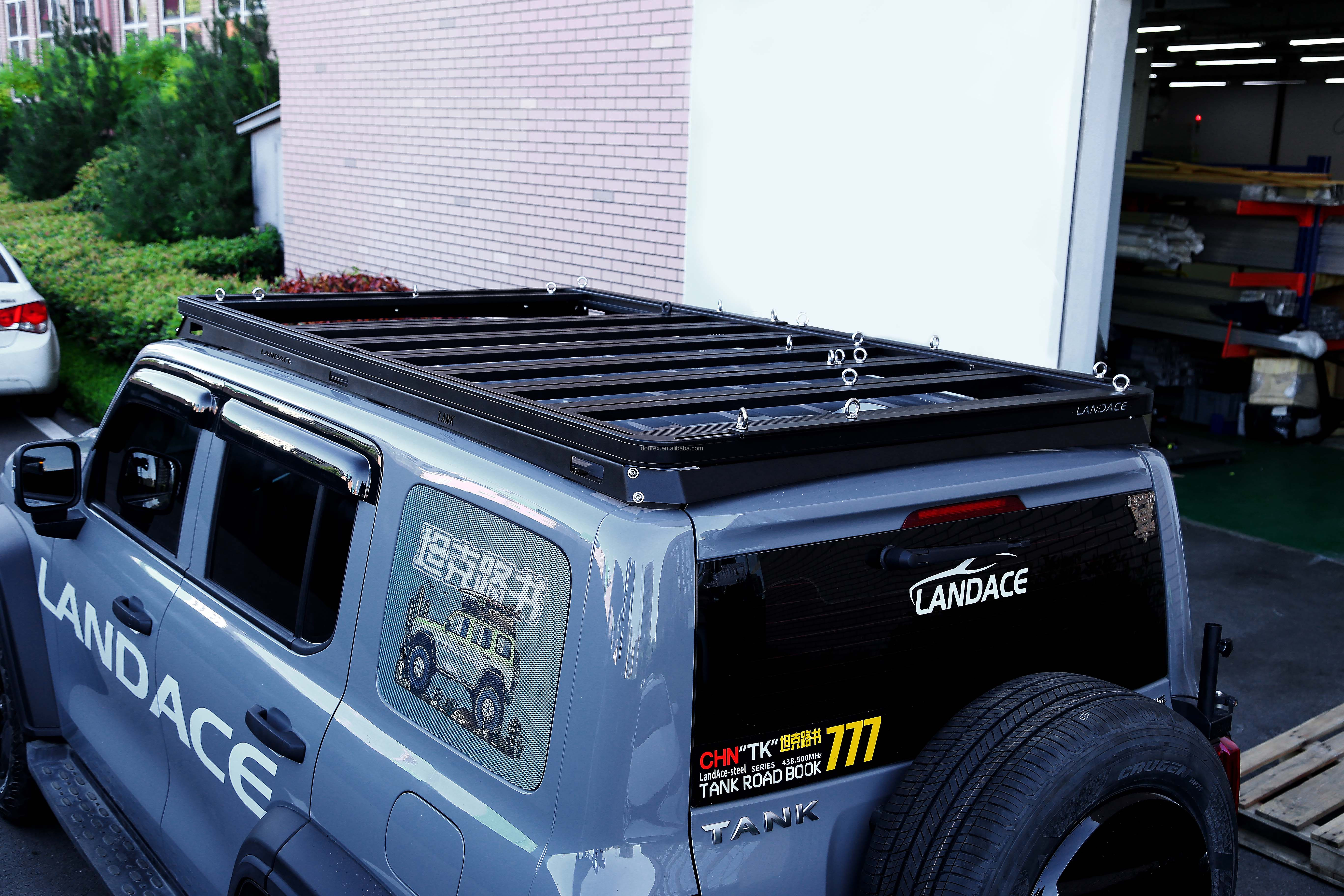 SS304 Backbone Mounting 4X4 Tank 300 Accessories Aluminum Alloy Low Profile Roof Rail Basket Cargo Car Roof Racks for GWM