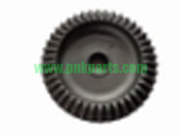 Trator Spare Parts TC403-13210 32781-13210 for Agriculture Machinery Parts Gear(42 T x 30 T) Models: L2808,L3408,L4508,L4708