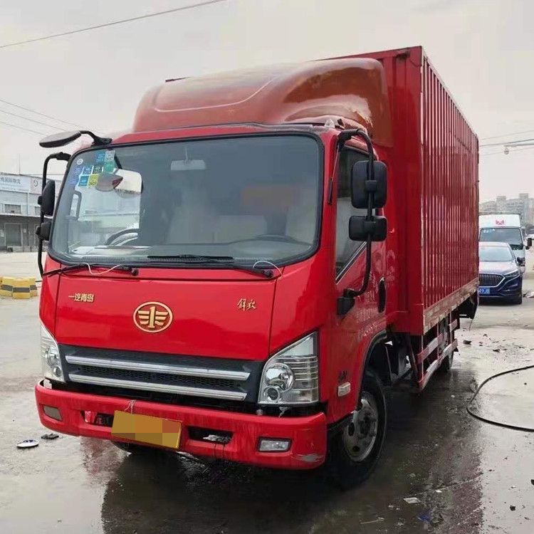 Used FAW Van Cargo Truck 140HP 5.2M Big Capacity 4x2 Second Hand 2018 Year