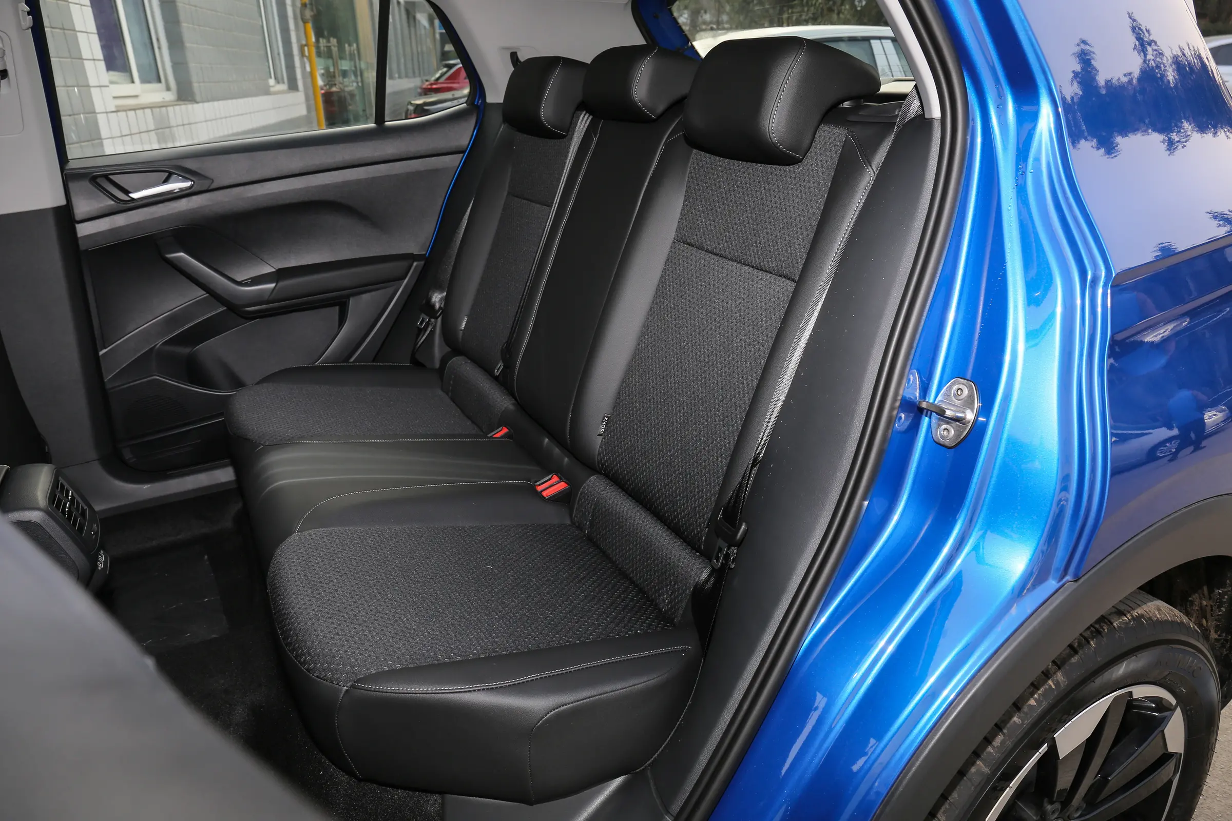 2023 VW TACQUA SUV 1.5L Manual ESC and Maximum Torque of 100-200Nm Cutting-Edge Technology