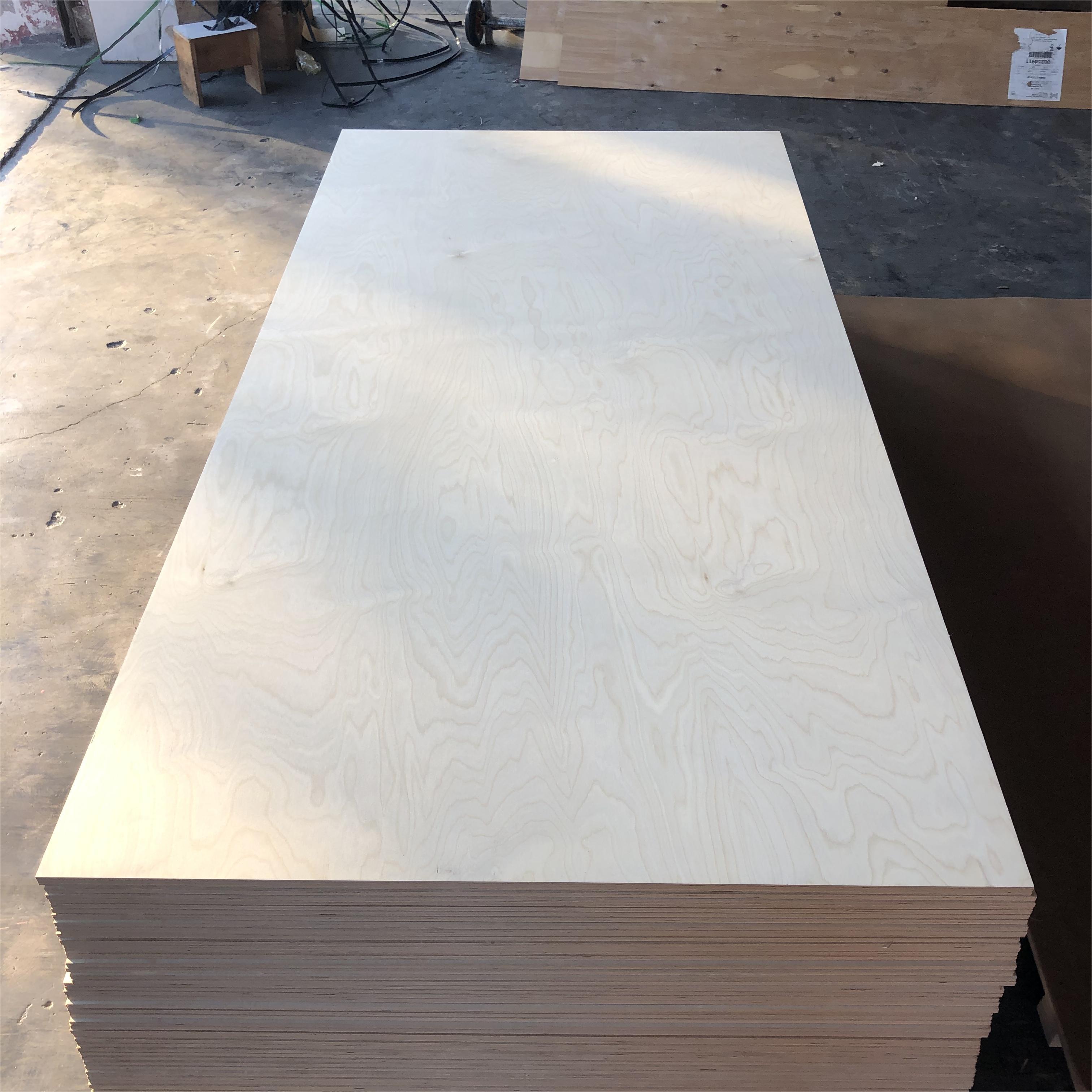 High Quality Full Birch Plywood 4mm 6mm 9mm 18mm Baltic Birch Commercial Laminated Plywood Board for Furniture