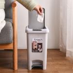 China Wholesale Small Household Foot Pedal Plastic Dustbin With Cover