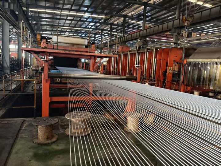 Acid and Alkali Resistant Wire Rope Conveyor Belt Suitable for Material Transportation in Chemical Industry