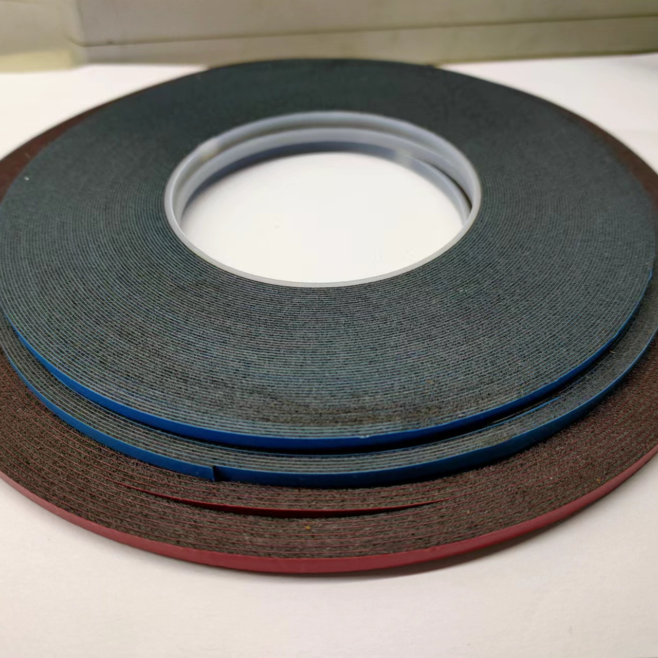 Strong Adhesive Waterproof Butyl Tape Black Butyl Rubber Strip 25m