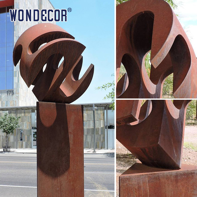 Outdoor Garden Metal Art Alien Geometry Weather Resistant Steel Sculpture