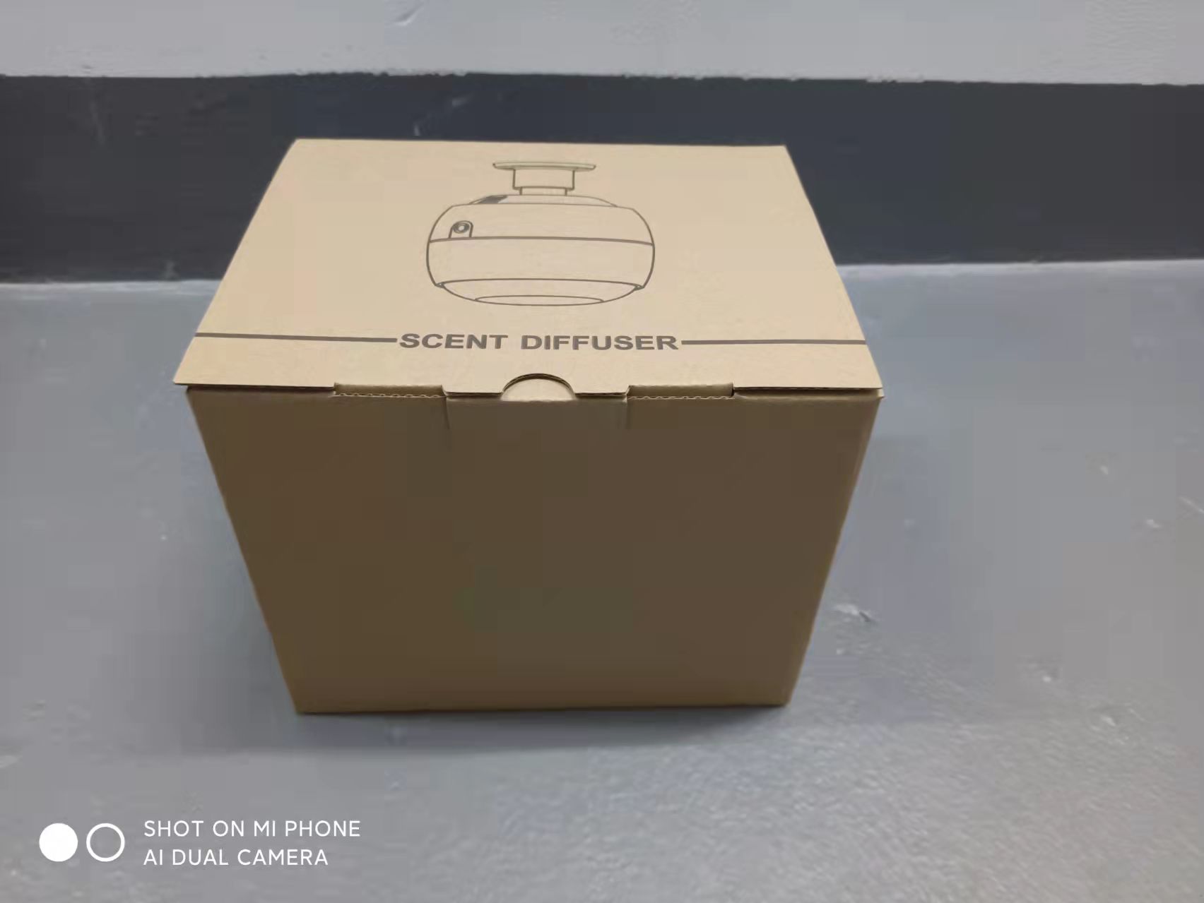 New Design Ceiling Fragrance Diffuser Machine 250ml Bluetooth Essential Oil Diffuser Electric Scent Diffuser for Hotel
