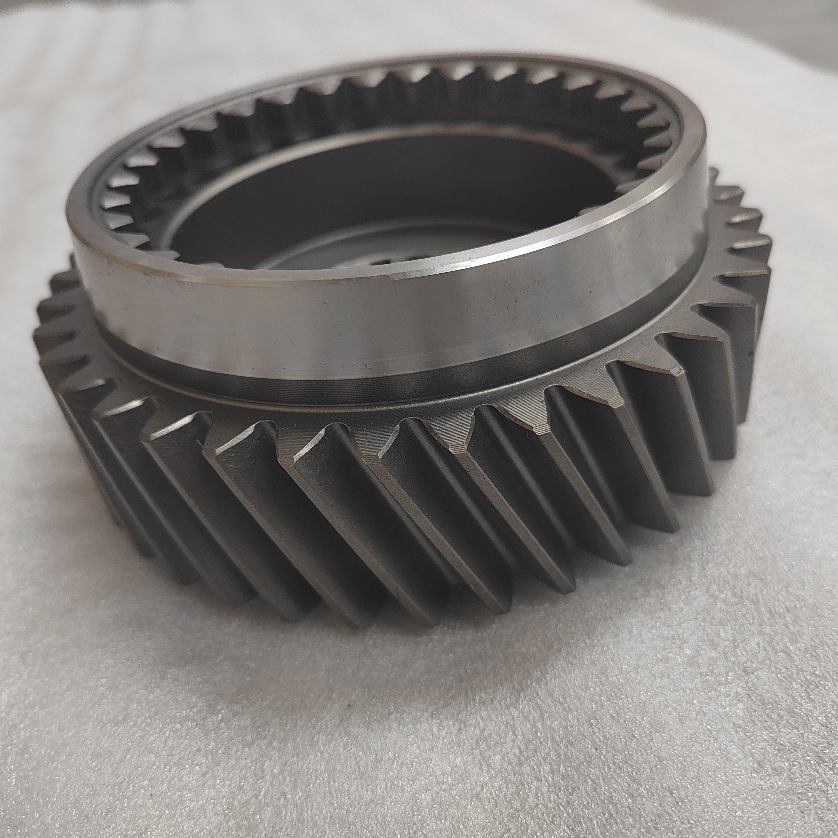 Shacman 12JSD200T Auxiliary Gearbox Drive Output Wheel 17/38 Teeth 12JSDX200T-1707030