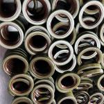 Temp Resistant Rubber Round Gearbox Oil Seal Oil / Wear Resistant Pressure 0~1