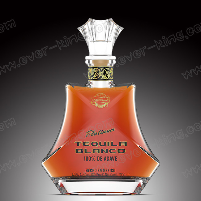 Elegant Shape Tequila Brandy Glass Bottle With Cork Top