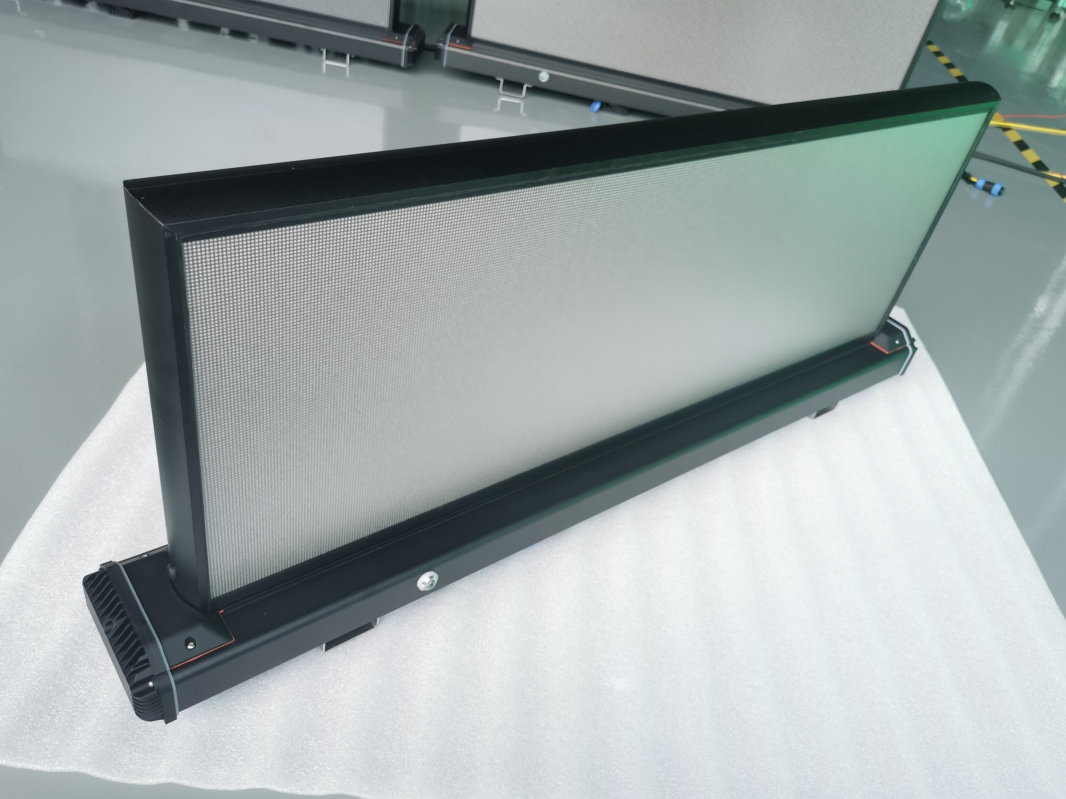 P2.5 P3 P5 Roof Led Display 4G WiFi GPS Outdoor Taxi Led Display
