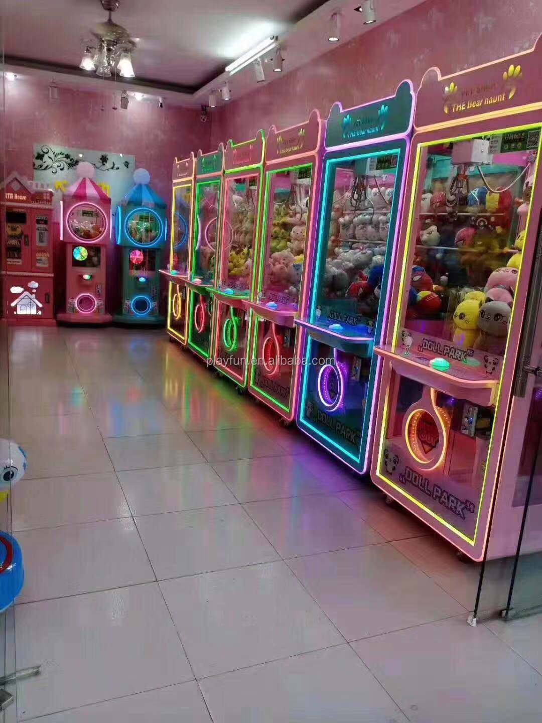 Factory Price Cheap Coin Operated Doll Claw Crane Machine Plush Toys Claw Machine