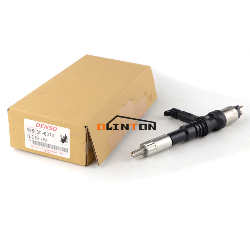 6251-11-3100 095000-1211 Excavator 6D15E Engine Injector for Komatsu PC400-8 PC450-8