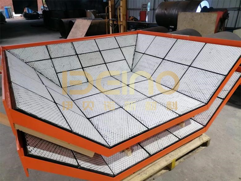 Three In One Ceramic Rubber Liners Customized Hot Vulcanization