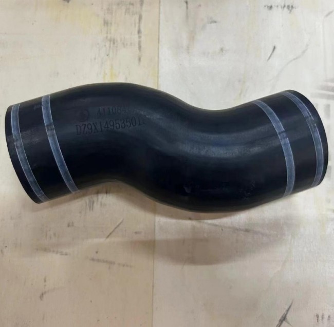 Radiator Outlet Hose DZ9X149535016 SHACMAN Truck Parts Shacman X6000