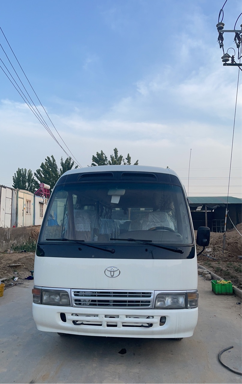 Good Condition Used Diesel Toyota Coaster Bus EURO 3 Emission 30 Seater