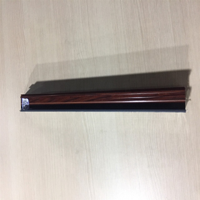 Wear Insulation Aluminum Window Frame Extrusions Customized Color Length