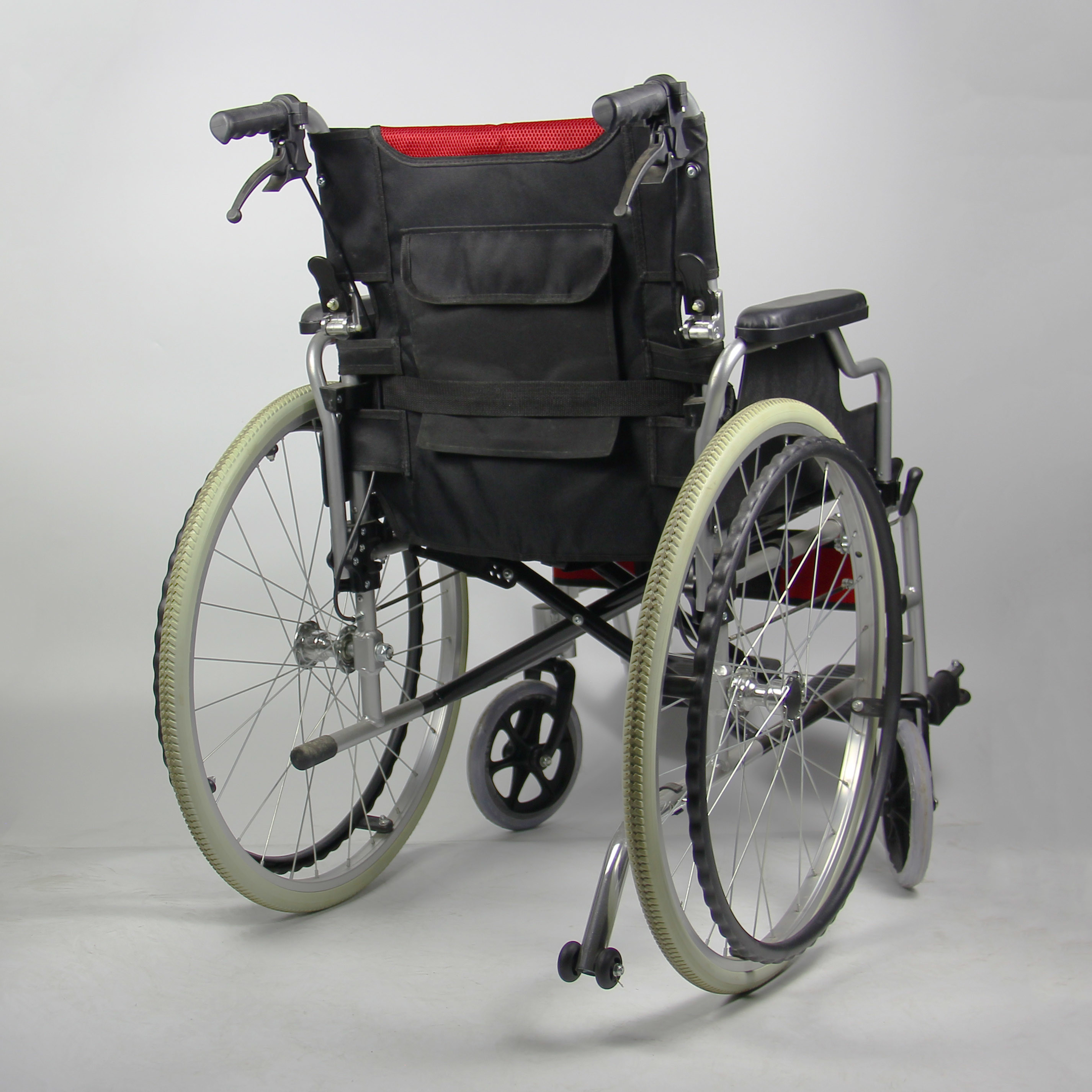 Multifunctional Aluminum Manual Wheelchair Easily Portable Flip Up Armrest