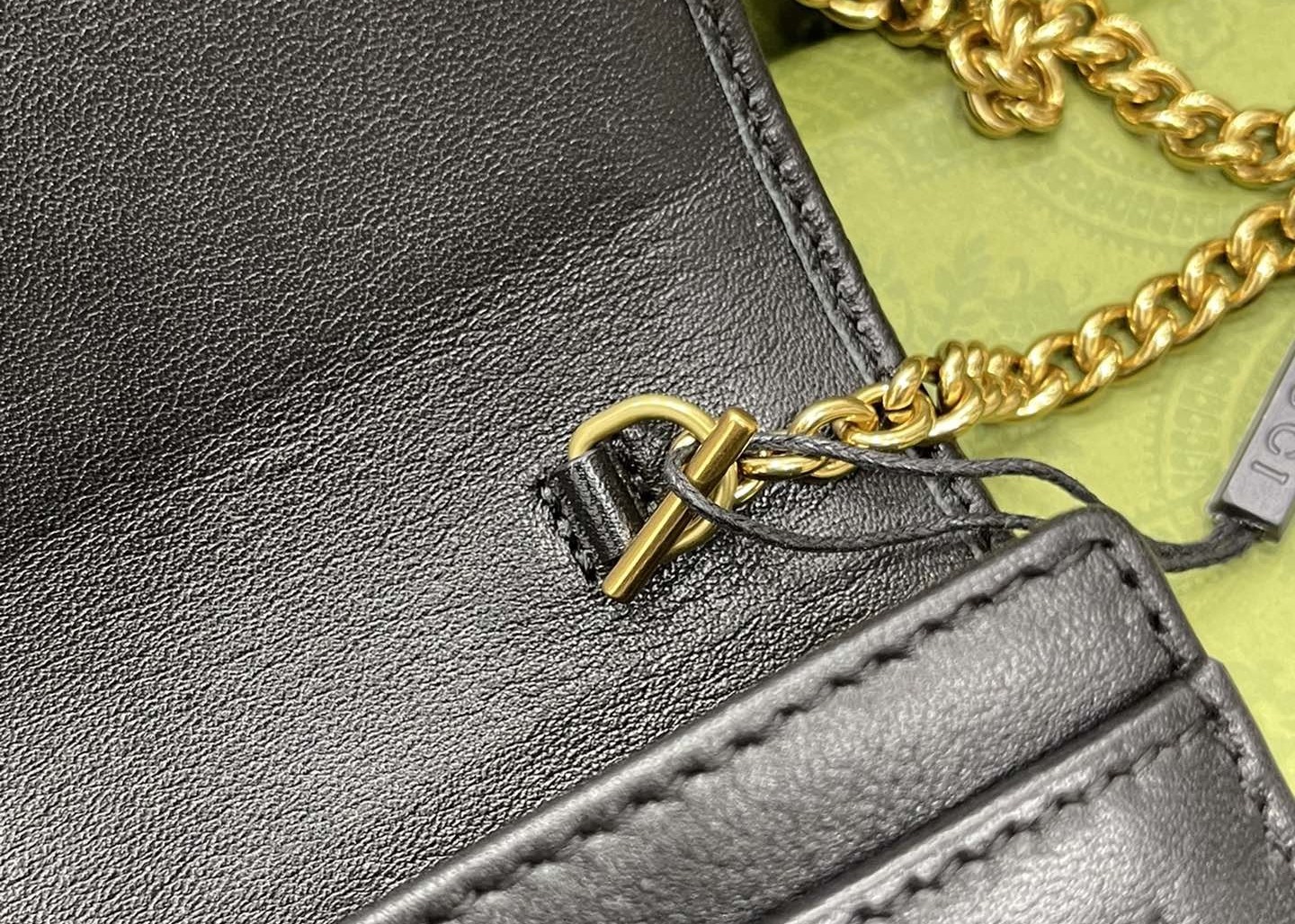 Bamboo Knot Lock Brand Clutch Bag Glossy Real Leather Antique Gold Blend