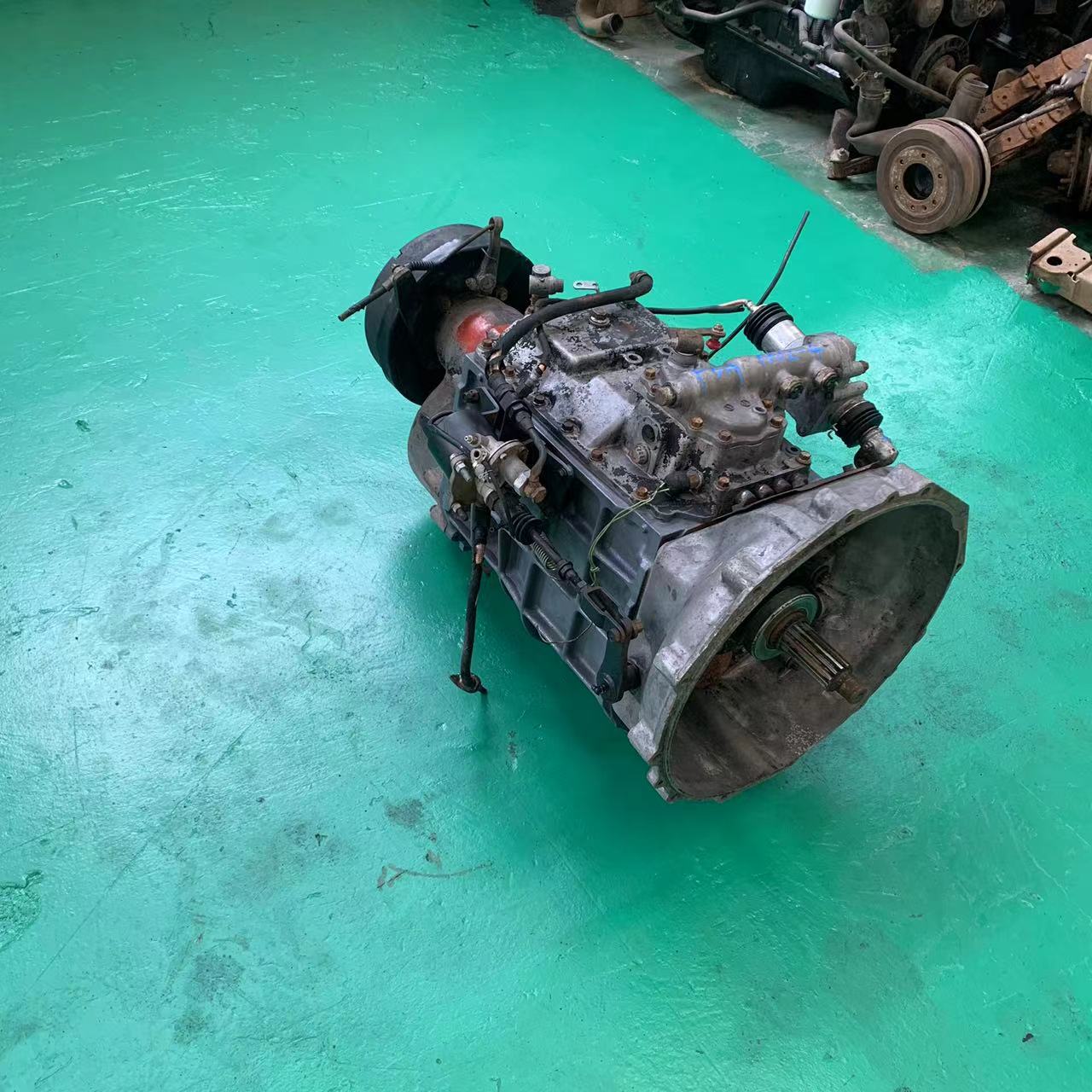 Used 8DC9 8DC10 8DC11 M12-4 Gearbox With 2.0L Displacement