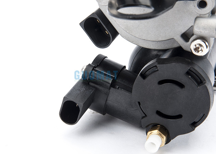 Mercedes - Benz Air Suspension Compressor A2513202704 A2513200604 A2513200804 / 4 Corner