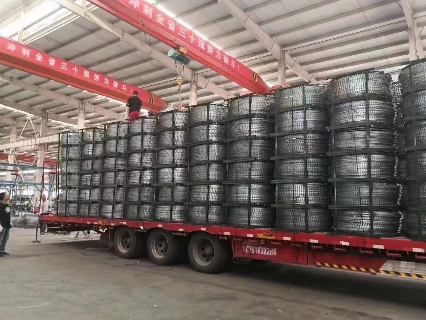 Manufacturer Supply 500mm Coil Diameter Concertina Razor Barbed Wire