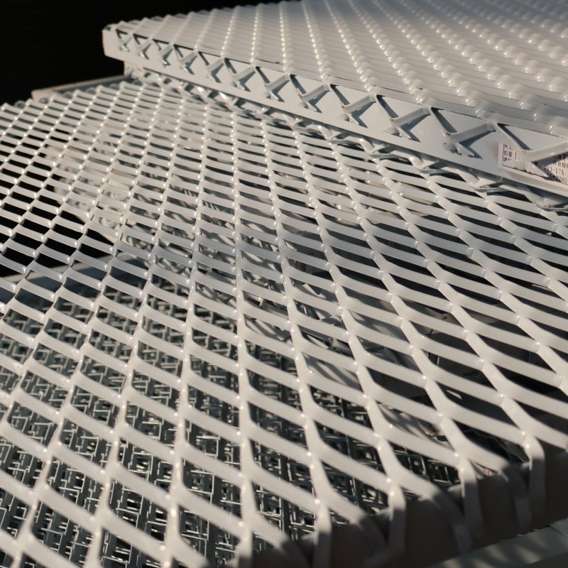 Quality Facade Cladding PVDF Expanded Aluminum Mesh For Curtain Wall for sale