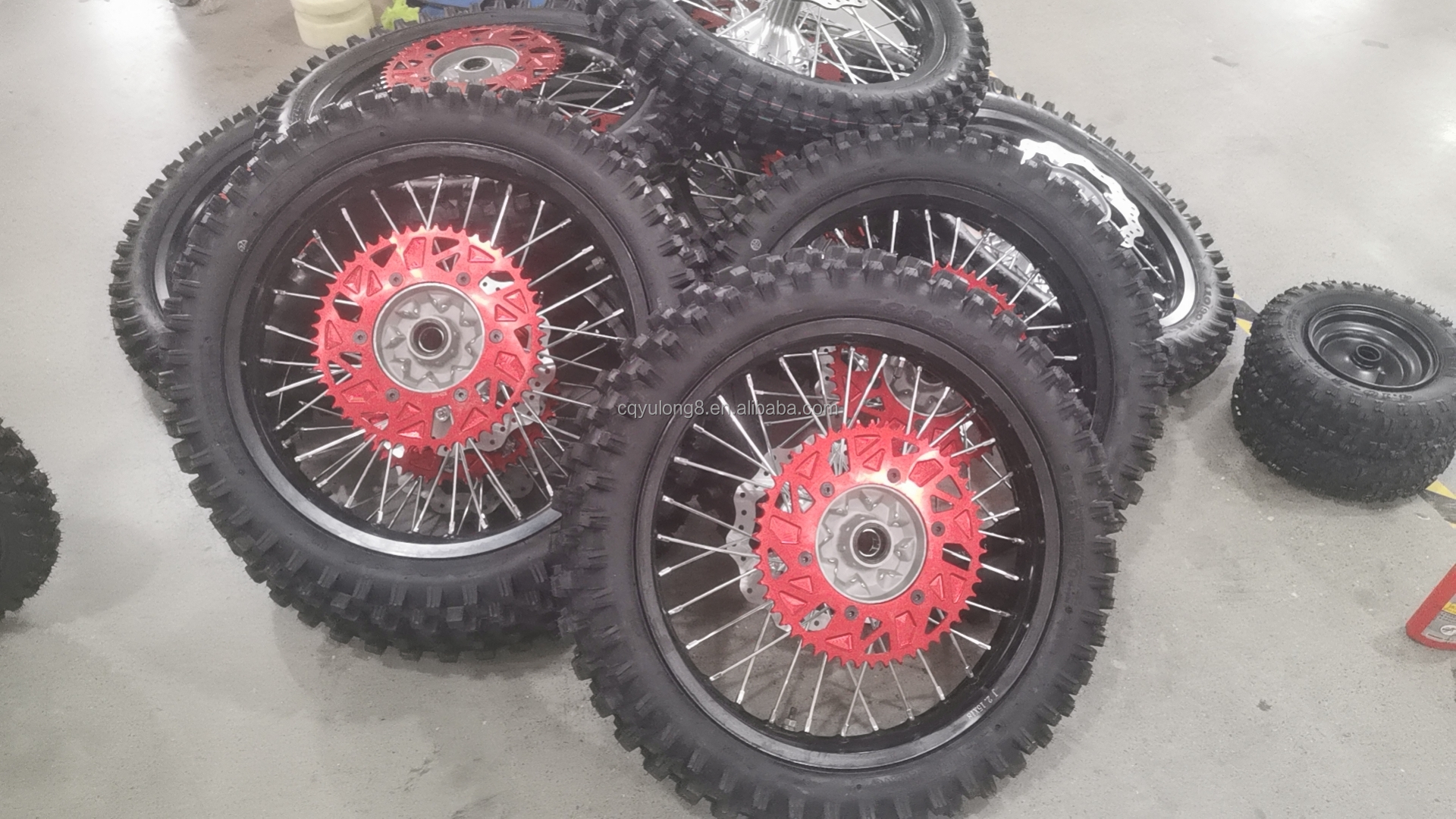Max. Speed 61-80km/h 300cc Dirt Bike 4 Stroke Single Cylinder Water Cooled Engine Mountain Bike Rally Adult