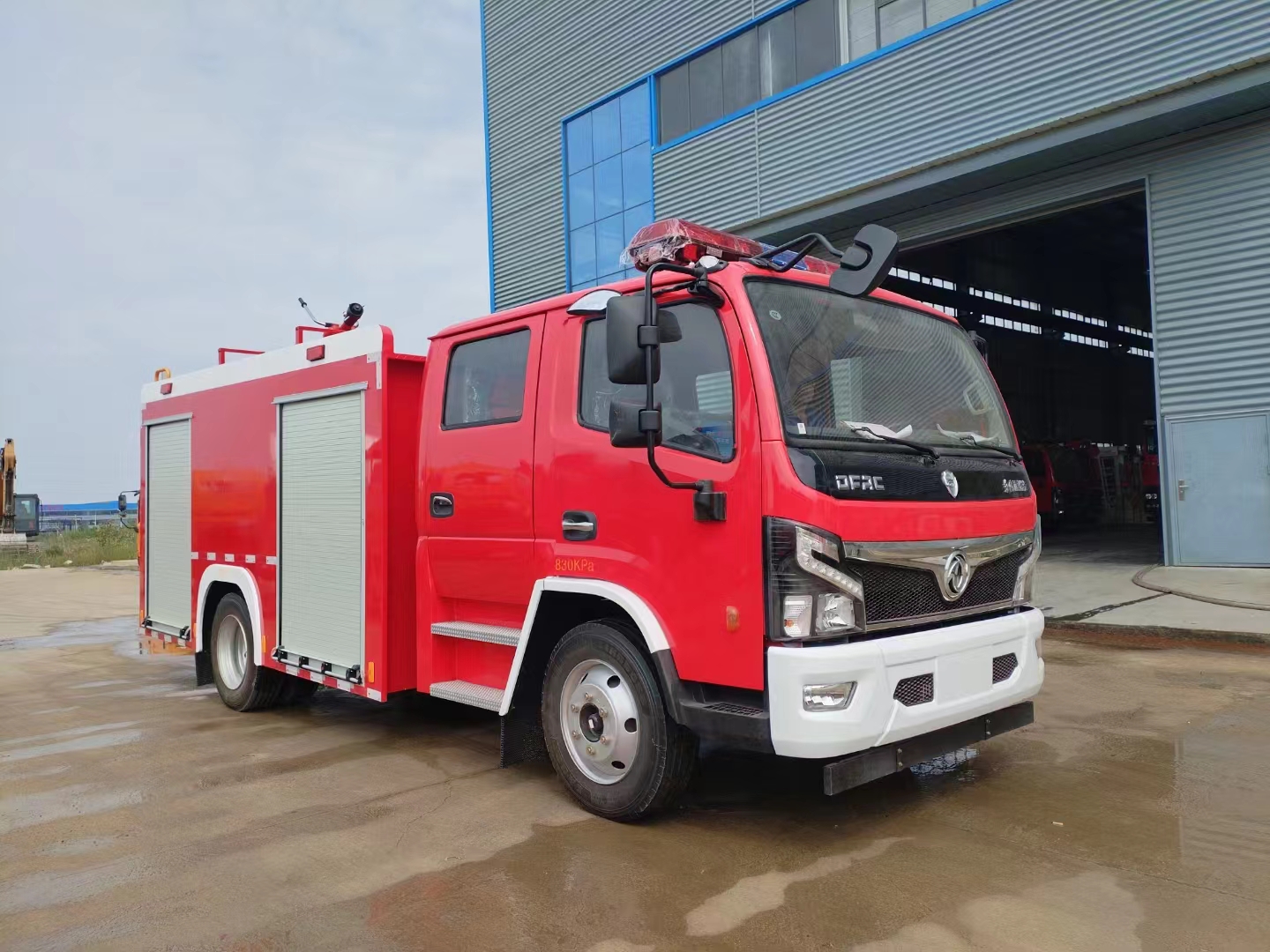 Small Fire Trucks Have Electric Drive Capability