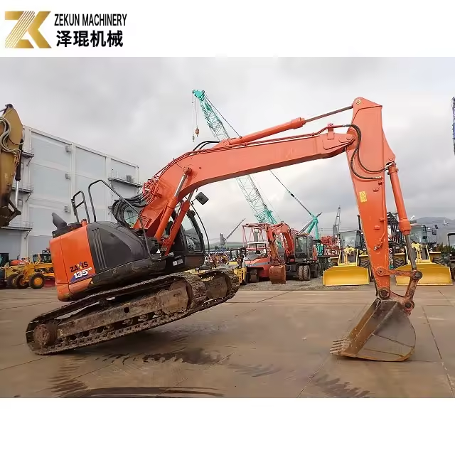 ISUZU Engine Used 13 Ton Hitachi 135 Excavator ZX135 for Construction Excavator Machinery