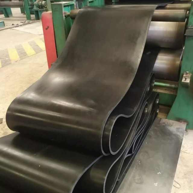 UCER EP100 EP150 EP200 Long-Lasting Durable Black Rubber Conveyor Belts Various Environment