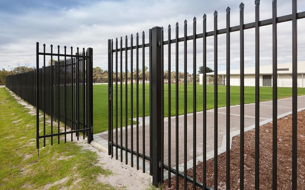 Flat top galvanized steel tubular metal fence panel