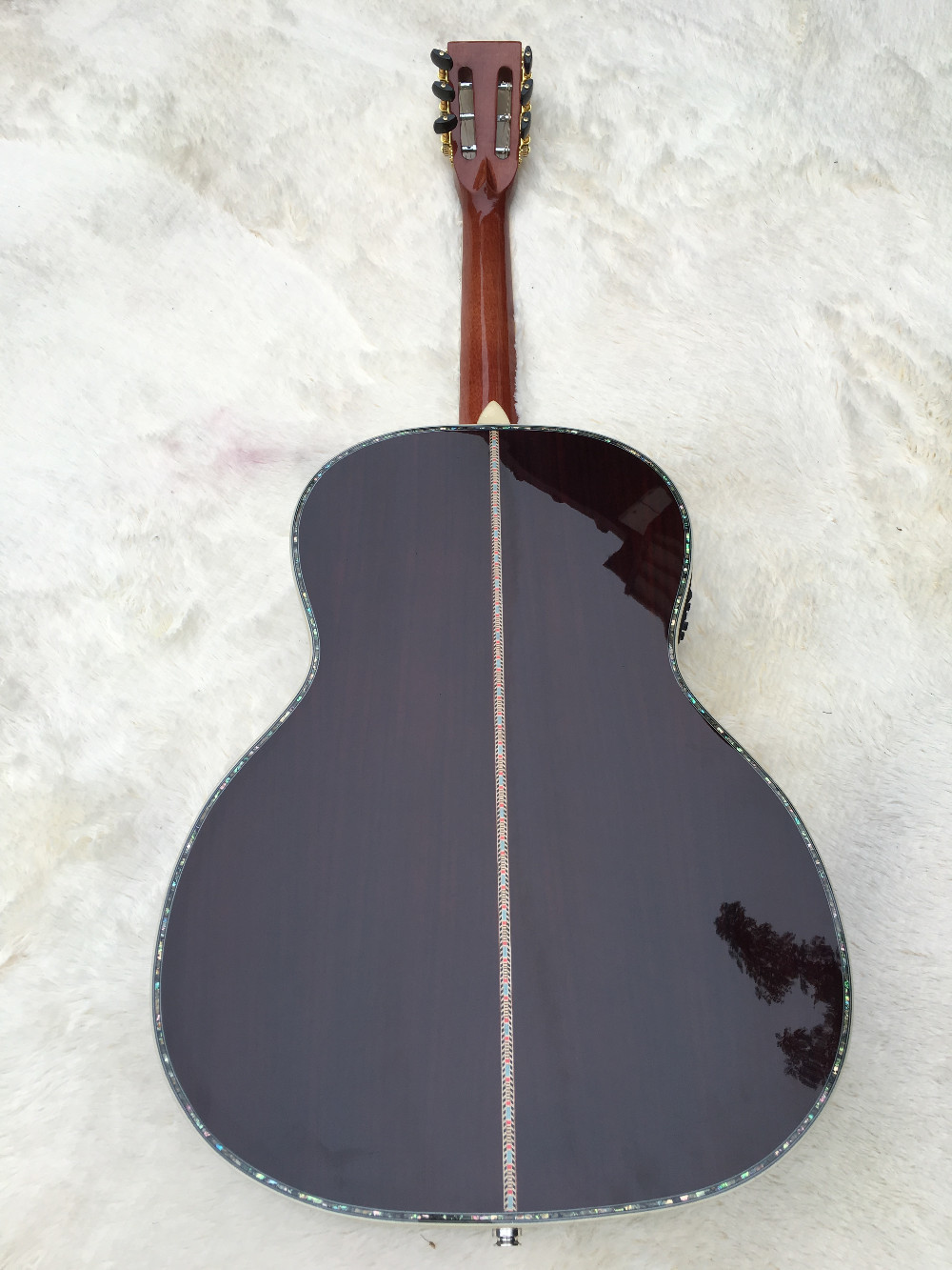 39 inch 000 style acoustic Guitar,Real Abalone inlays,Ebony fingerboard,Solid spruce top,Rosewood back and sides