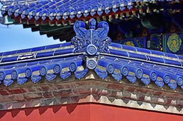 Chinese Cobalt Blue Ceramic Roofing Tiles With Traditional Chinese Pagoda Roof Design