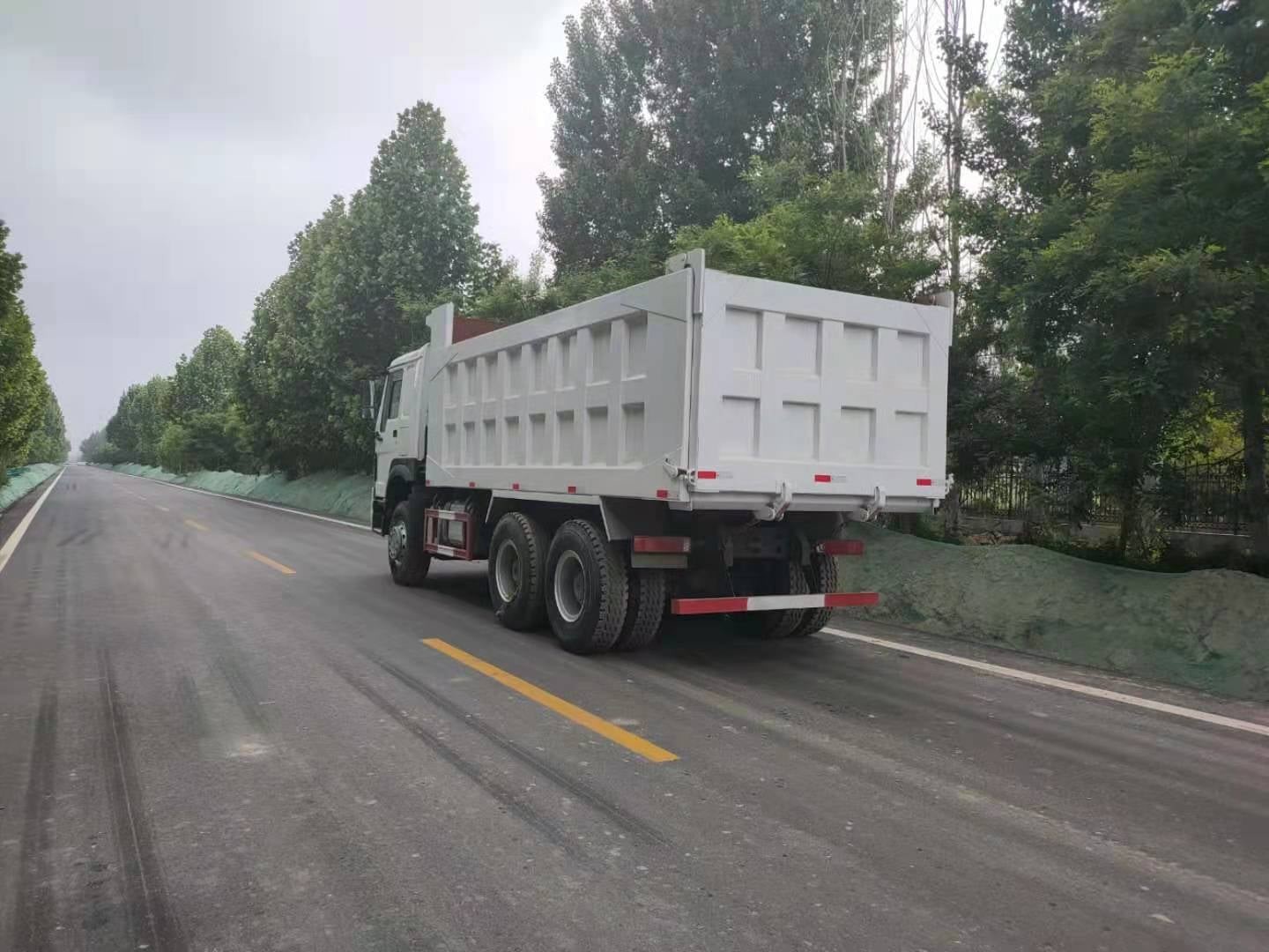 Used Tipper Dump Truck HOWO 371hp 6*4