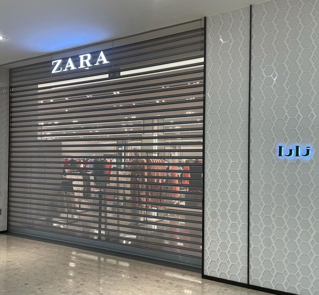Perforated Steel Security Roller Shutters , polycarbonate transparent Steel Rolling Door